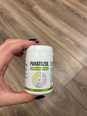 Foto del empaque de Paratozol de un cliente real